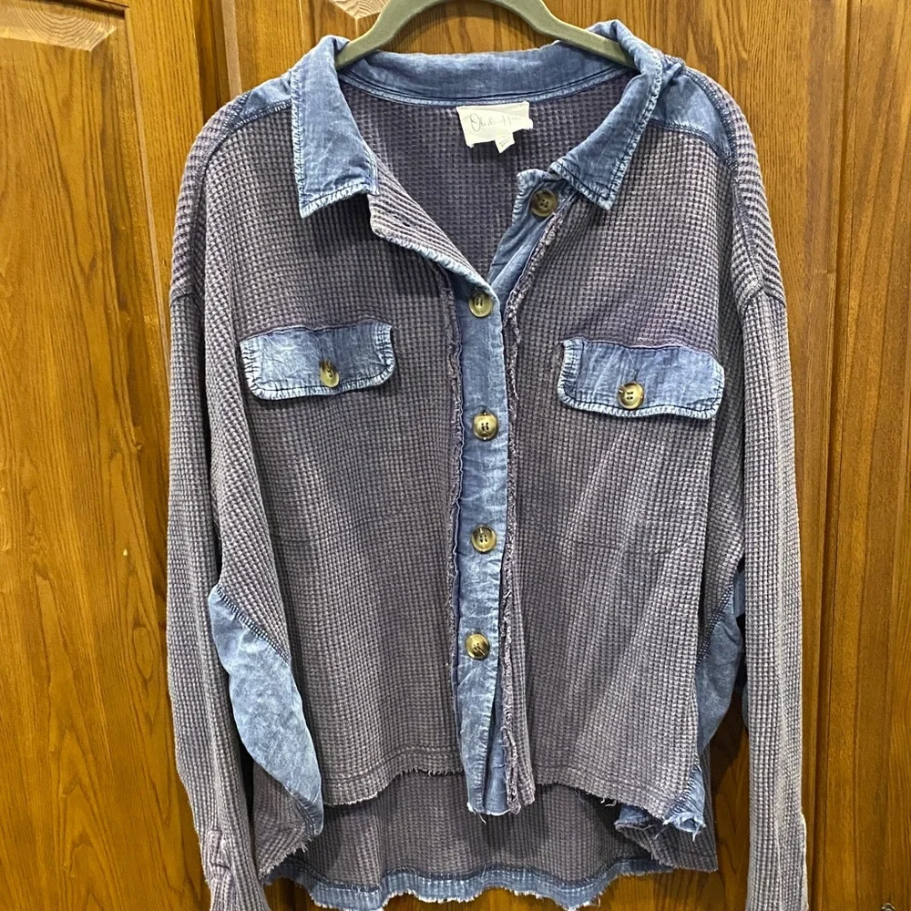 Oli & Hali Blue Textured Knit Shacket size small - Picture 2 of 7